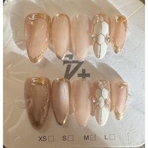 Snake‎ Press On Nails With Gold Accent In Almond Shape